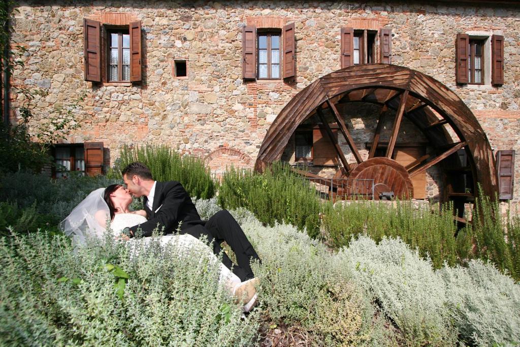 Agriturismo Il Mulino Delle Pile Chiusdino Exterior foto